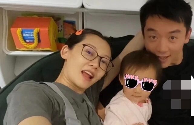 苗苗郑恺探秘小巷美食，隐藏的美食天堂
